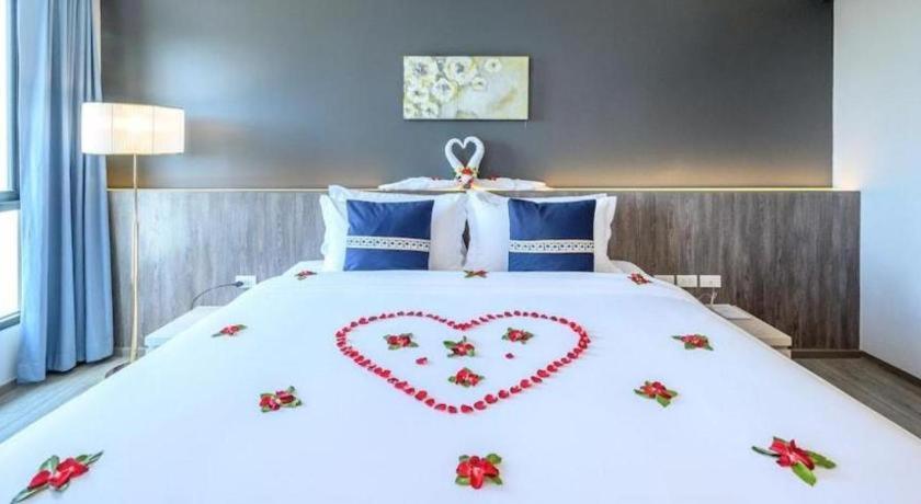 Iwish Hotel Банкок Екстериор снимка